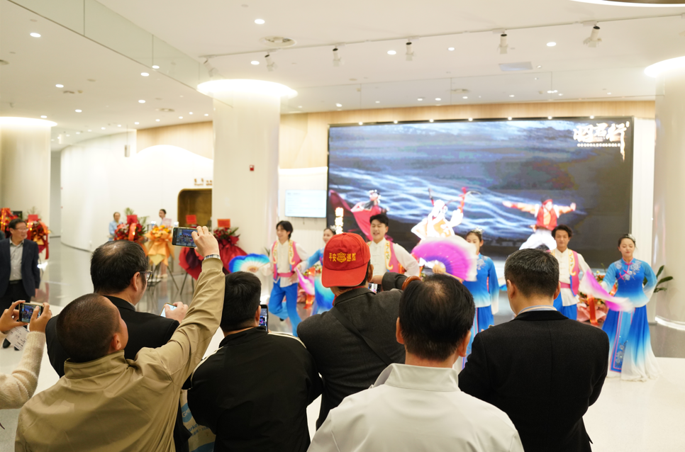 1763019592313495.png 昭君行.png